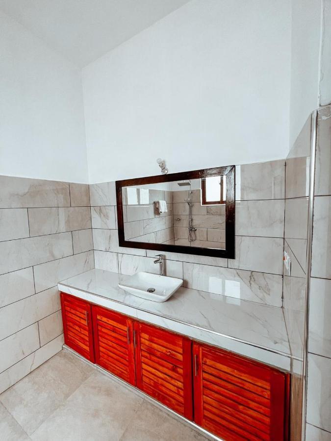 Met Beach Resort Malindi Buitenkant foto