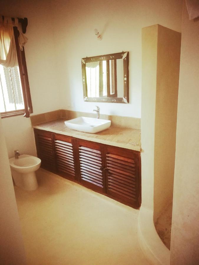 Met Beach Resort Malindi Buitenkant foto